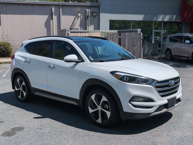 Used 2017 Hyundai Tucson Limited w/ Limited Ultimate Package 03 image 3