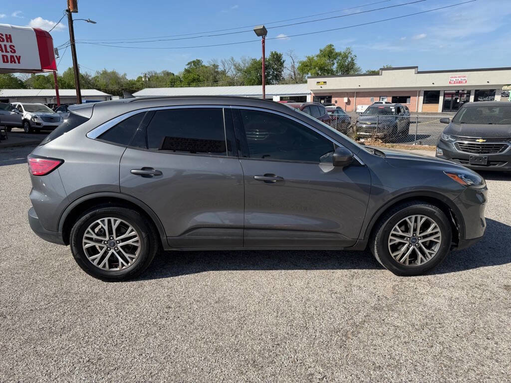 Used 2021 Ford Escape SEL w/ Technology Package FWD image 8