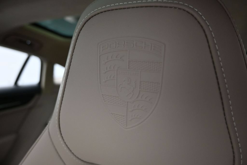 Certified 2026 Porsche Panamera GTS AWD/4WD image 11
