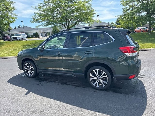 Used 2023 Subaru Forester Limited AWD/4WD image 15