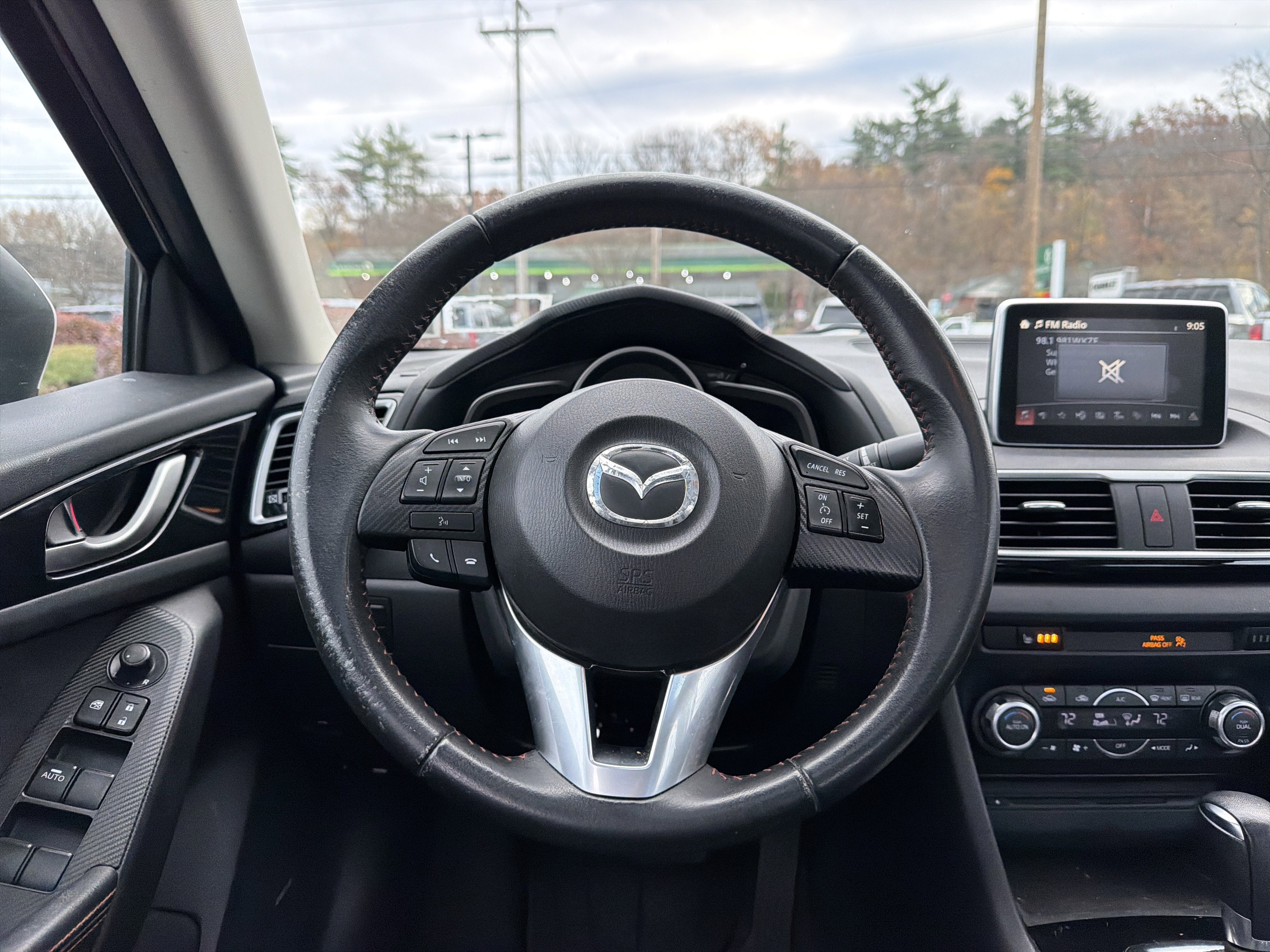 Used 2015 MAZDA MAZDA3 i Grand Touring image 14