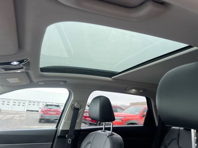 Used 2023 Kia Sorento S w/ Panoramic Sunroof Package image 19