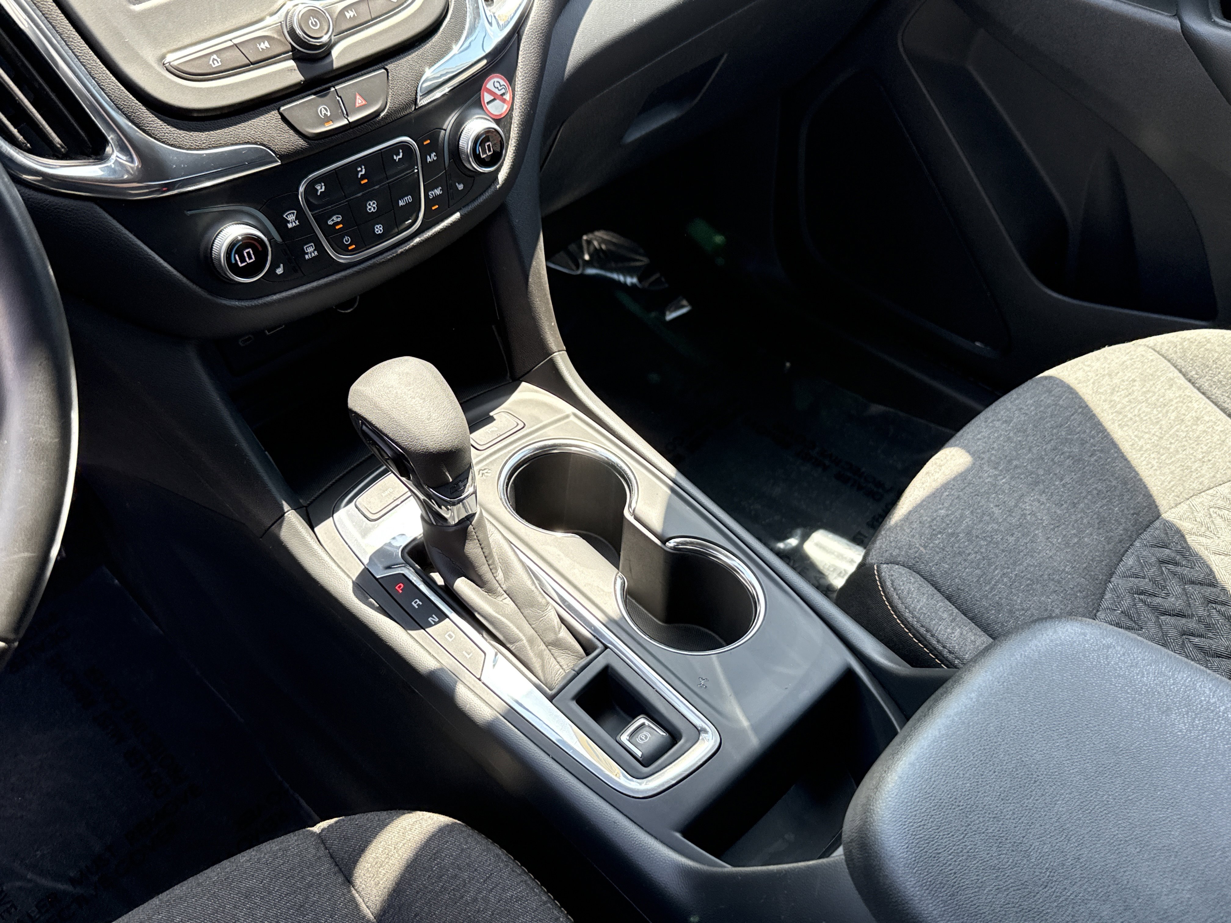 Used 2024 Chevrolet Equinox LT AWD/4WD image 26