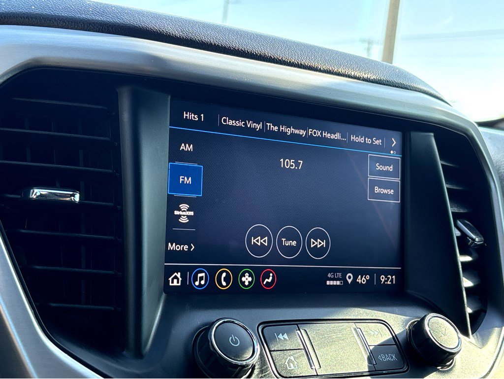 Used 2023 GMC Acadia SLE w/ Driver Convenience Package image 8