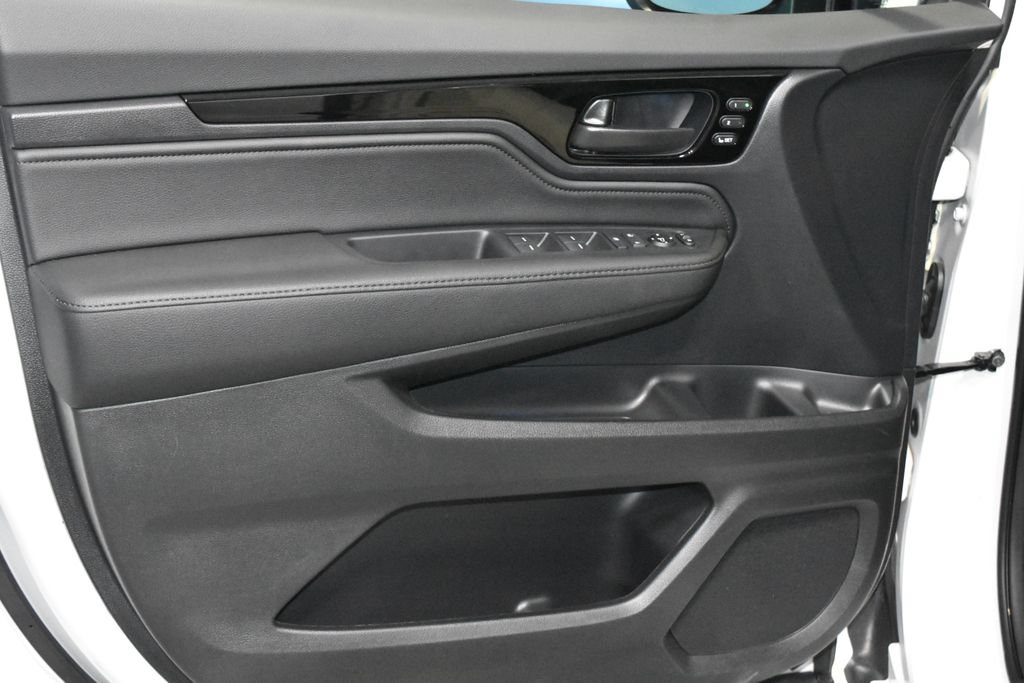 Used 2026 Honda Odyssey Touring image 4