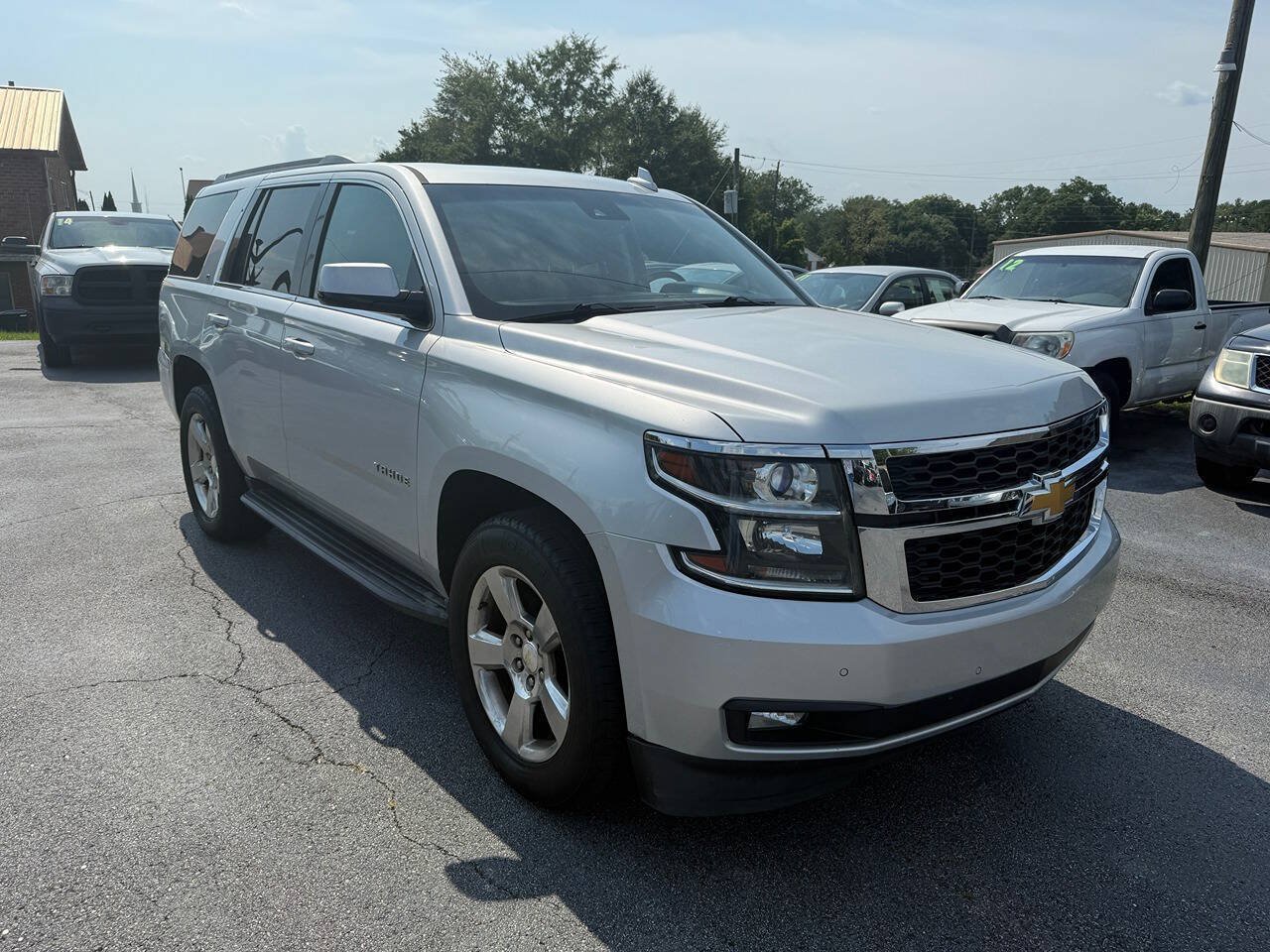 Used 2016 Chevrolet Tahoe LT RWD image 2