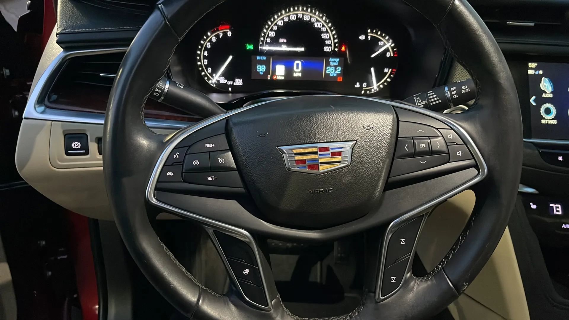 Used 2018 Cadillac XT5 Luxury image 25