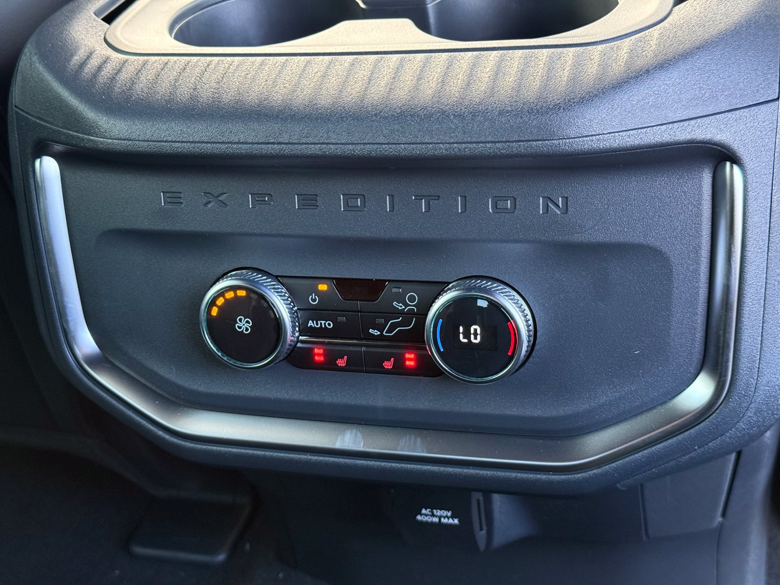 New 2027 Ford Expedition Platinum w/ Stealth Performance Package AWD/4WD image 21