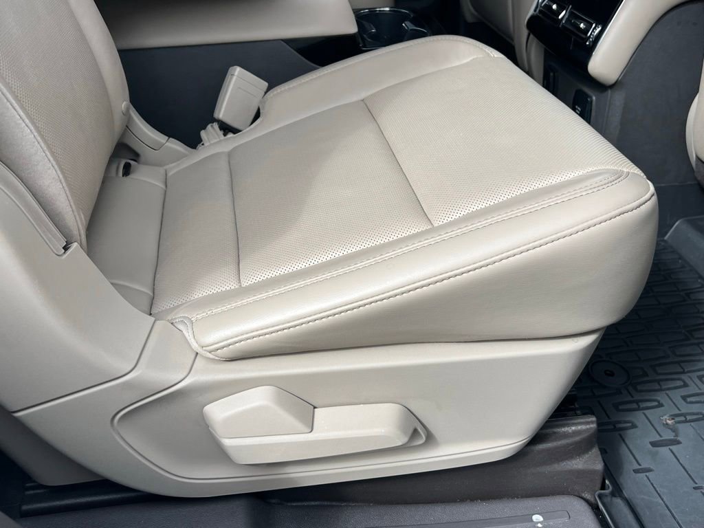 Used 2020 Lincoln Aviator Reserve w/ Equipment Group 202A image 21