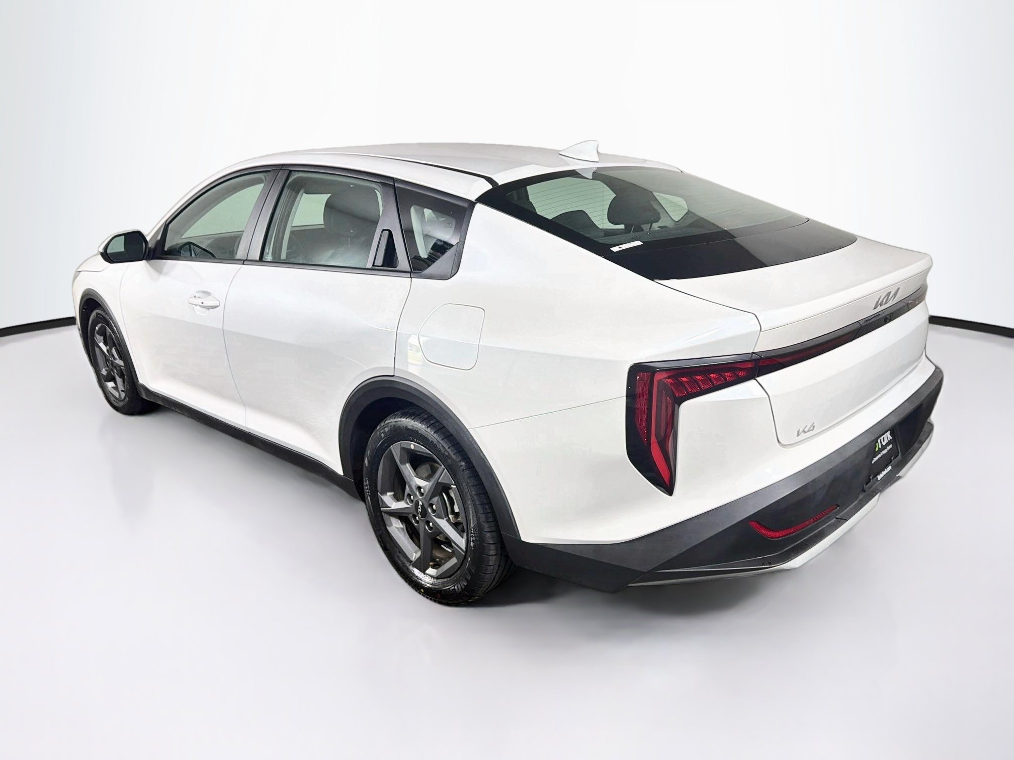 Used 2025 Kia K4 FWD image 5