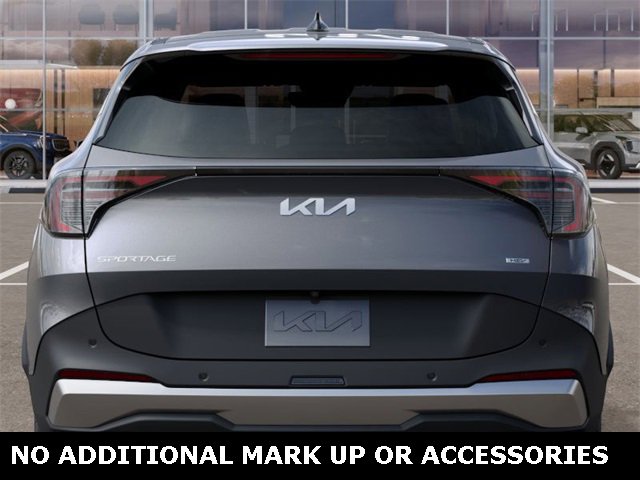 New 2026 Kia Sportage LX image 13