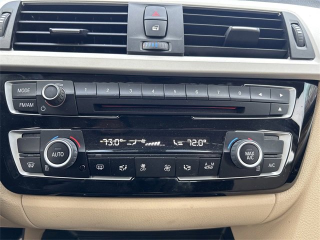 Used 2018 BMW 320i Sedan w/ Convenience Package image 32