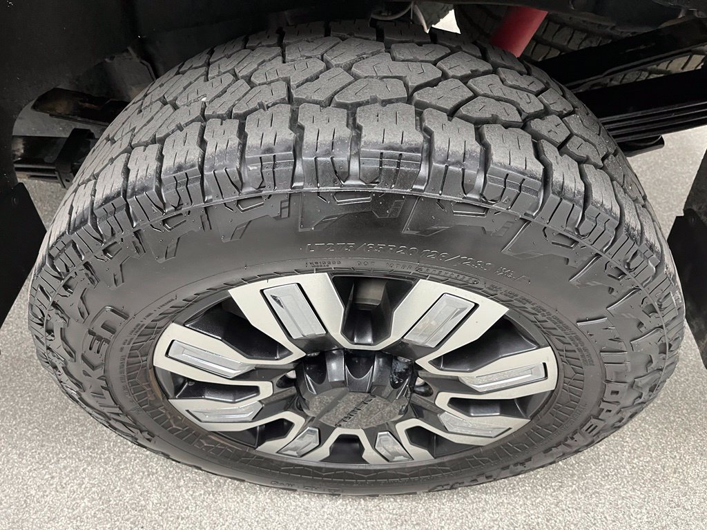 Used 2024 GMC Sierra 3500 Denali w/ Denali Reserve Package AWD/4WD image 14