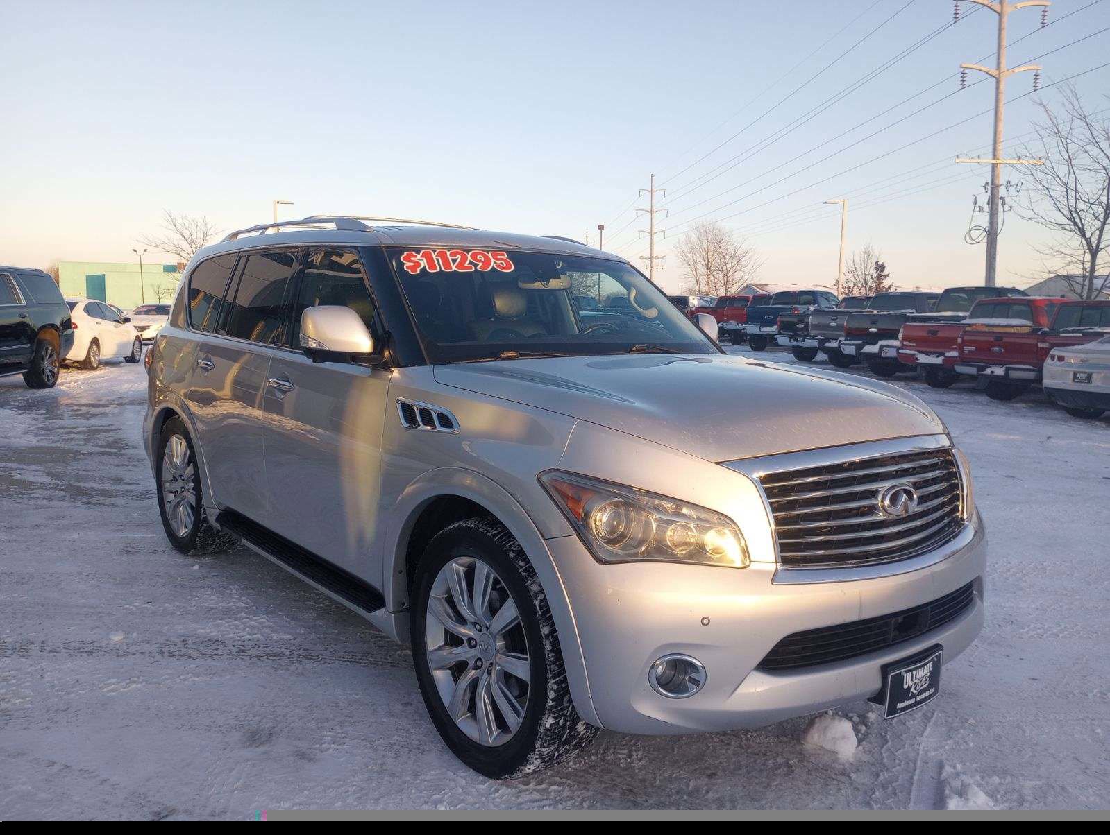 Used 2011 INFINITI QX56 2WD w/ Deluxe Touring Pkg image 5
