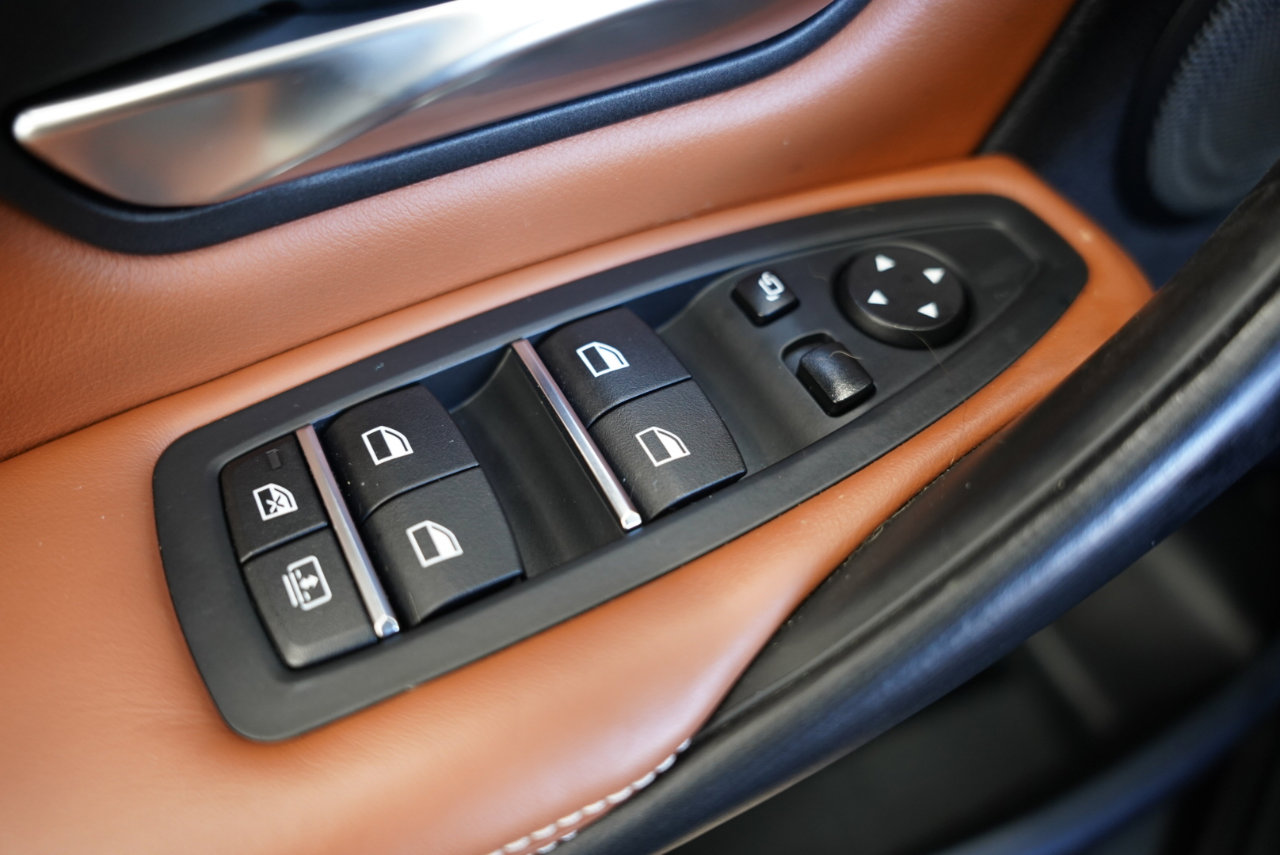 Used 2016 BMW M3 image 29