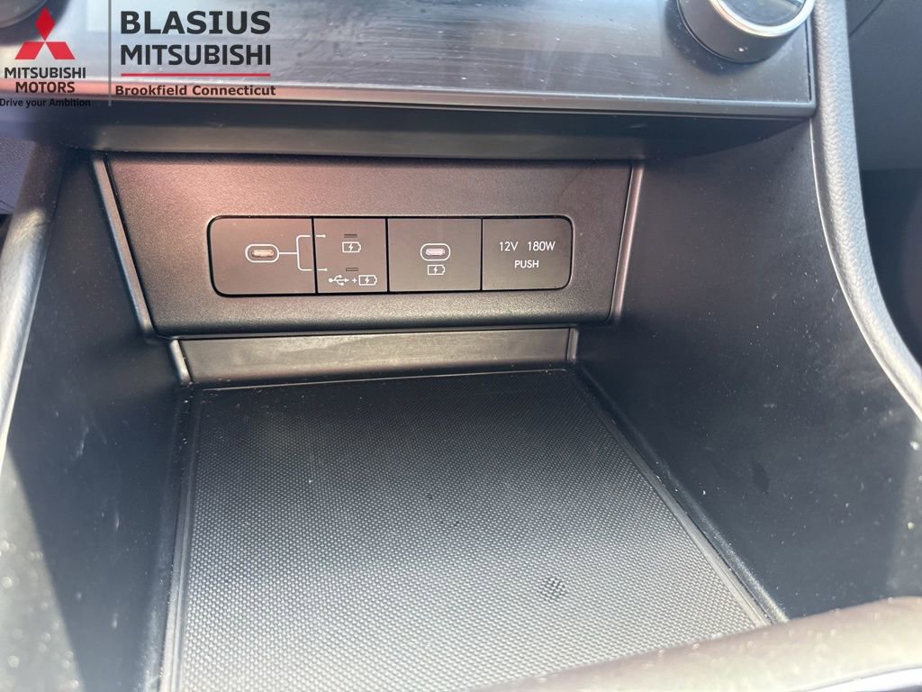 Used 2025 Hyundai Sonata SEL FWD image 30