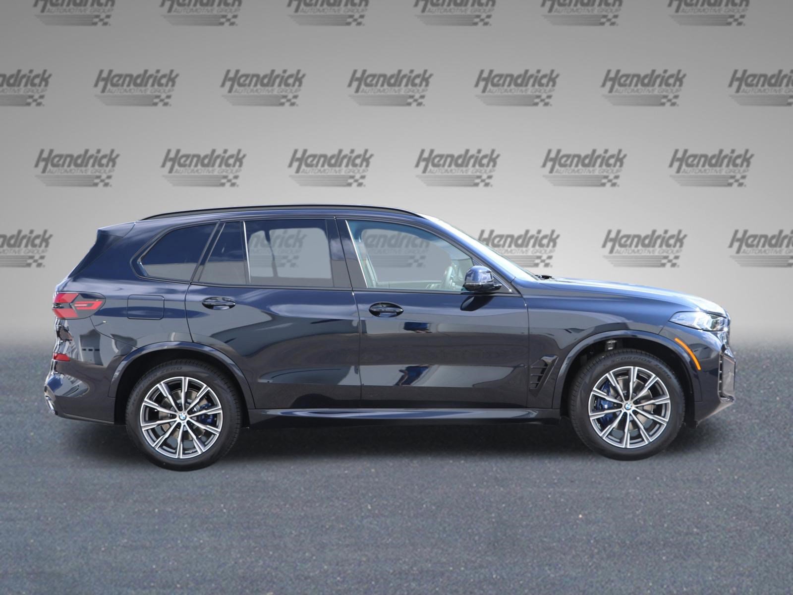 Certified 2026 BMW X5 sDrive40i w/ M Sport Package RWD image 9