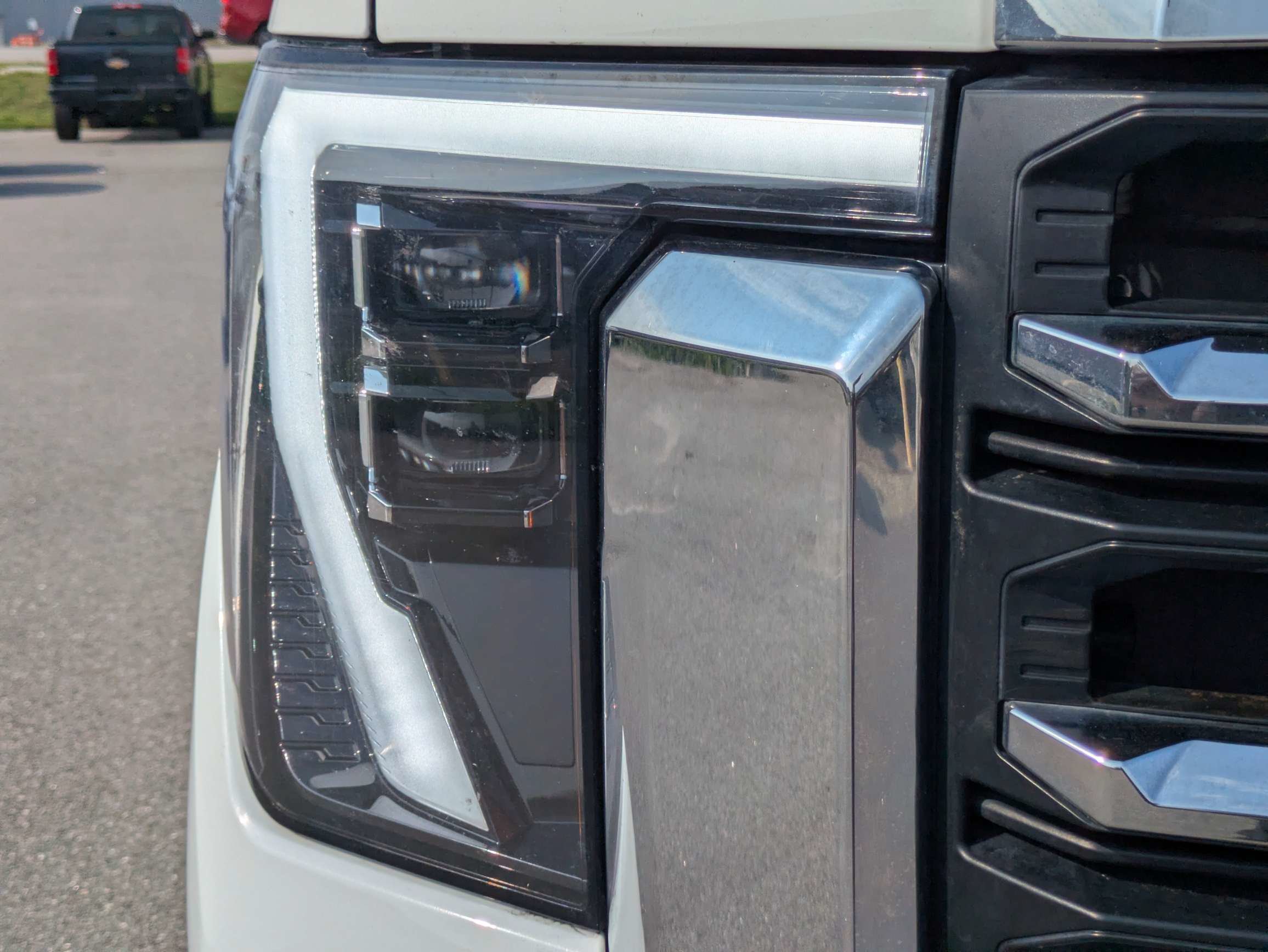 Used 2024 GMC Sierra 2500 SLT w/ SLT Premium Package AWD/4WD image 10