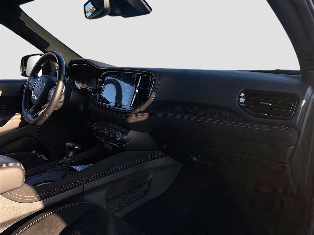 Used 2023 Dodge Durango R/T w/ Hemi Orange Plus Package image 33