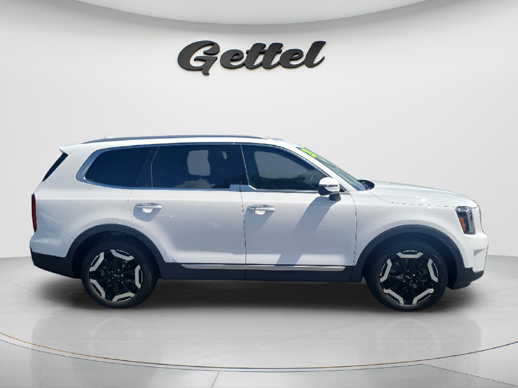 Used 2023 Kia Telluride S w/ S Sunroof Package AWD/4WD image 4