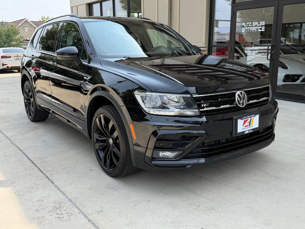 Used 2021 Volkswagen Tiguan SE R-Line AWD/4WD image 3