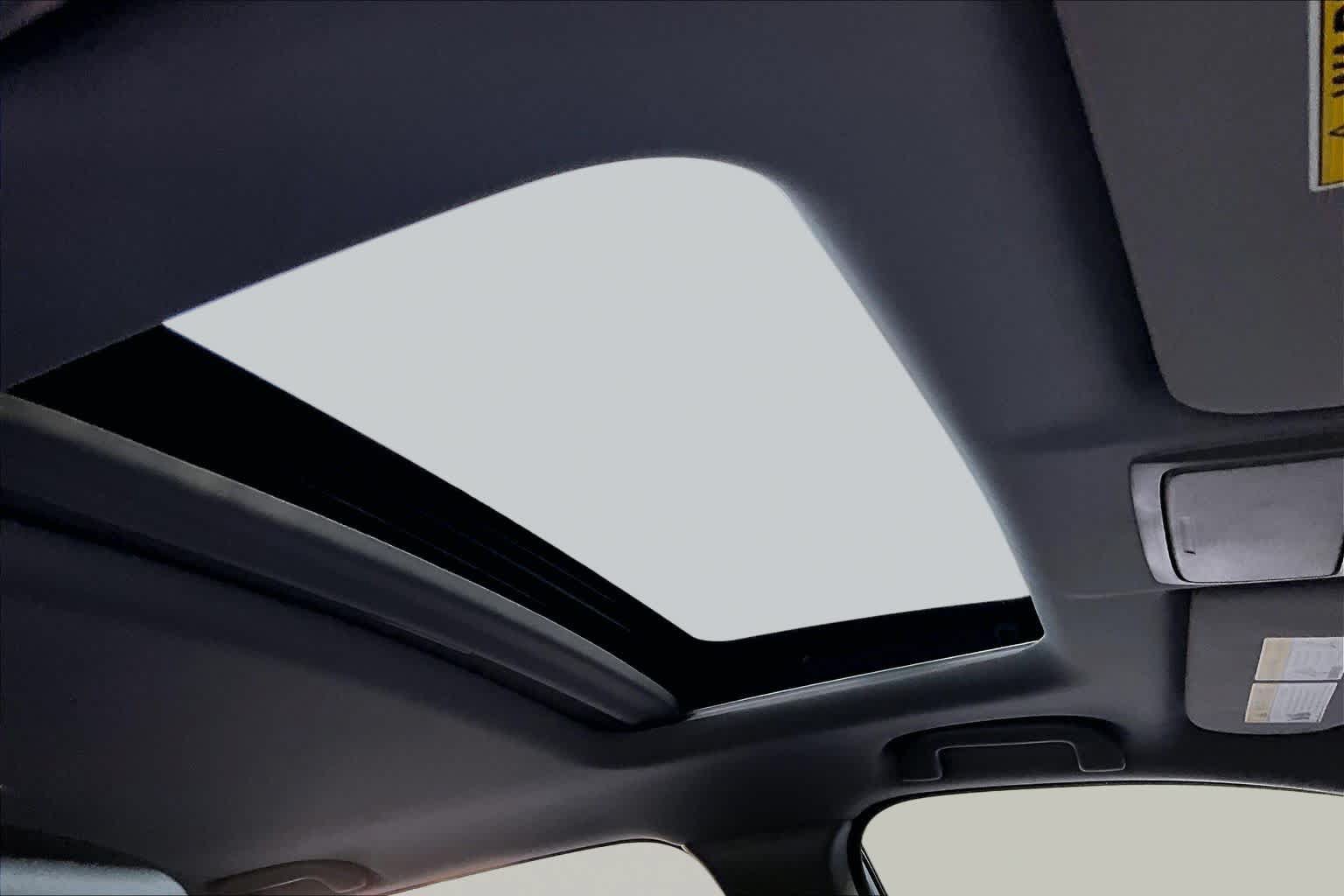 Certified 2020 Honda CR-V Touring image 14