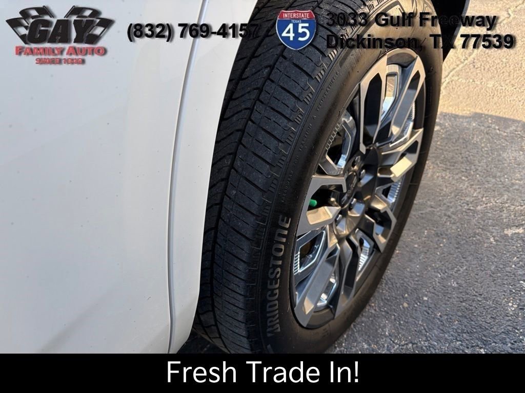 Certified 2023 GMC Yukon Denali Ultimate image 9