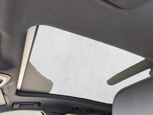 Used 2019 Porsche Macan image 16