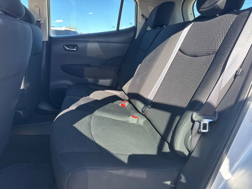 Used 2017 Nissan Leaf S w/ Charge Package image 6