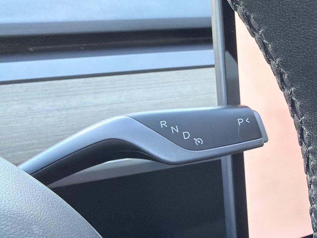 Used 2023 Tesla Model 3 Standard Range RWD image 23