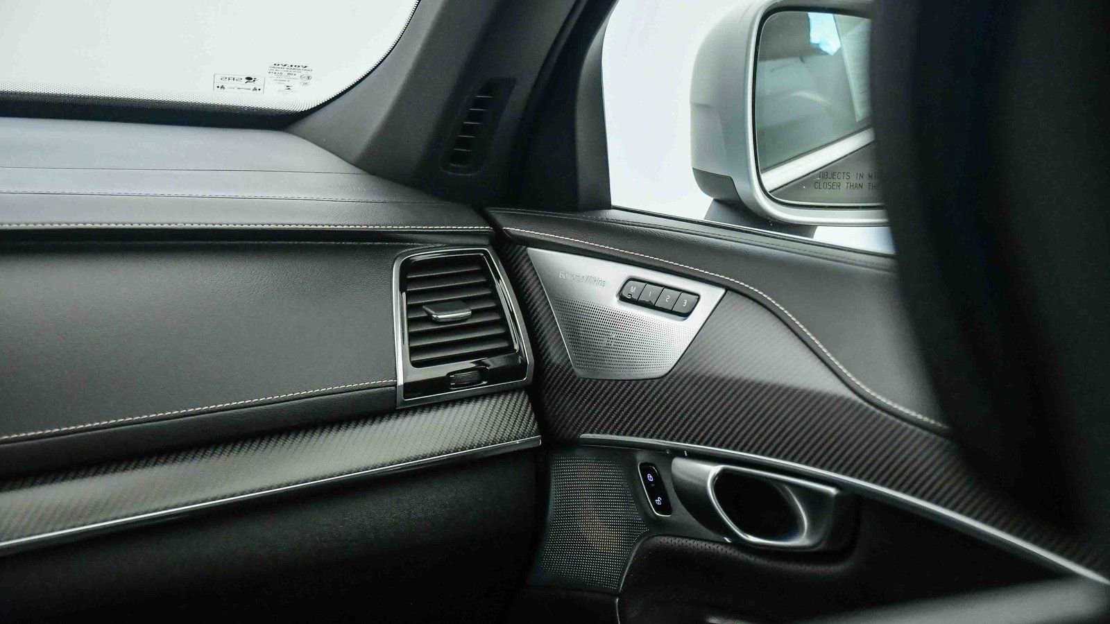 Used 2019 Volvo XC90 T8 R-Design w/ Advanced Package image 18