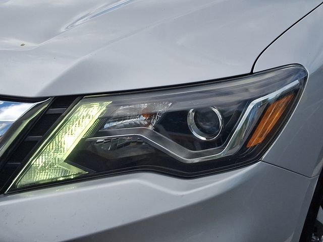 Used 2018 Nissan Pathfinder SV image 9