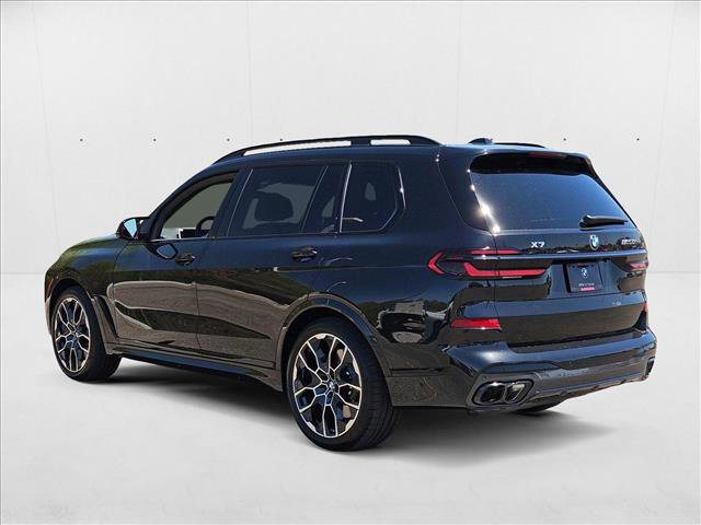 Used 2026 BMW X7 M60i w/ Climate Comfort Package image 9