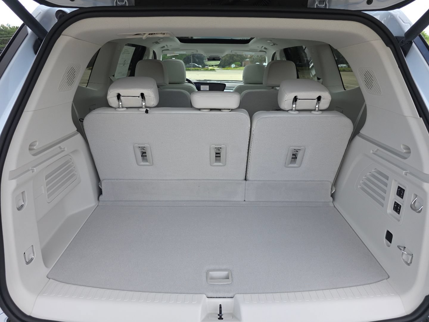 New 2026 Buick Enclave Avenir w/ Super Cruise Package AWD/4WD image 22