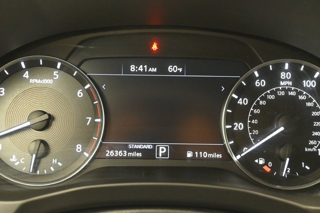 Used 2023 INFINITI QX50 Luxe FWD image 13