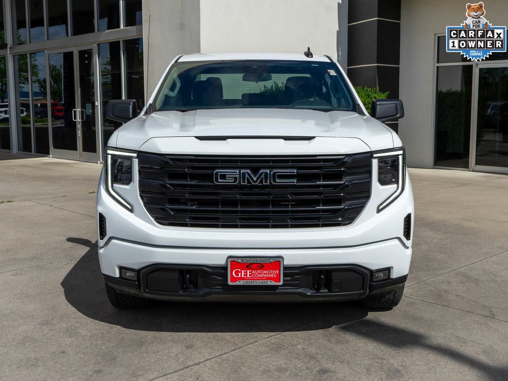 Used 2024 GMC Sierra 1500 Elevation AWD/4WD image 2