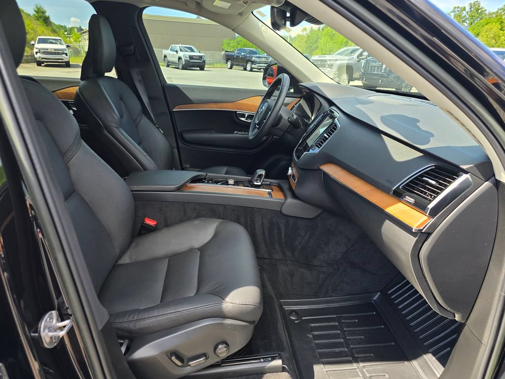 Used 2023 Volvo XC90 B6 Plus w/ Protection Package Premier AWD/4WD image 33