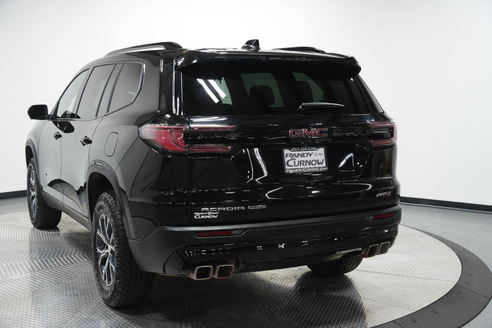 Used 2025 GMC Acadia AT4 image 6