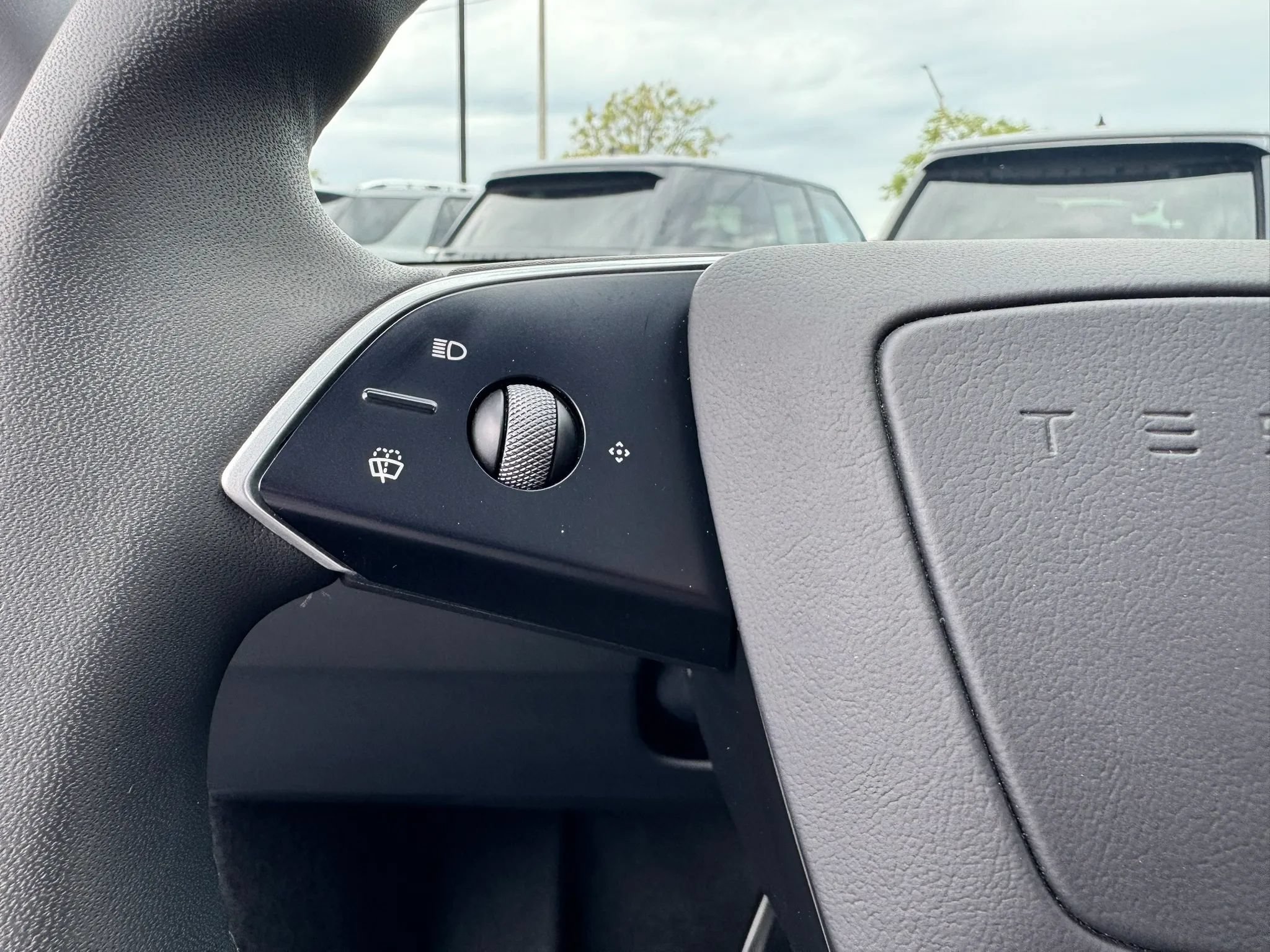 Used 2026 Tesla Model Y Long Range AWD/4WD image 24
