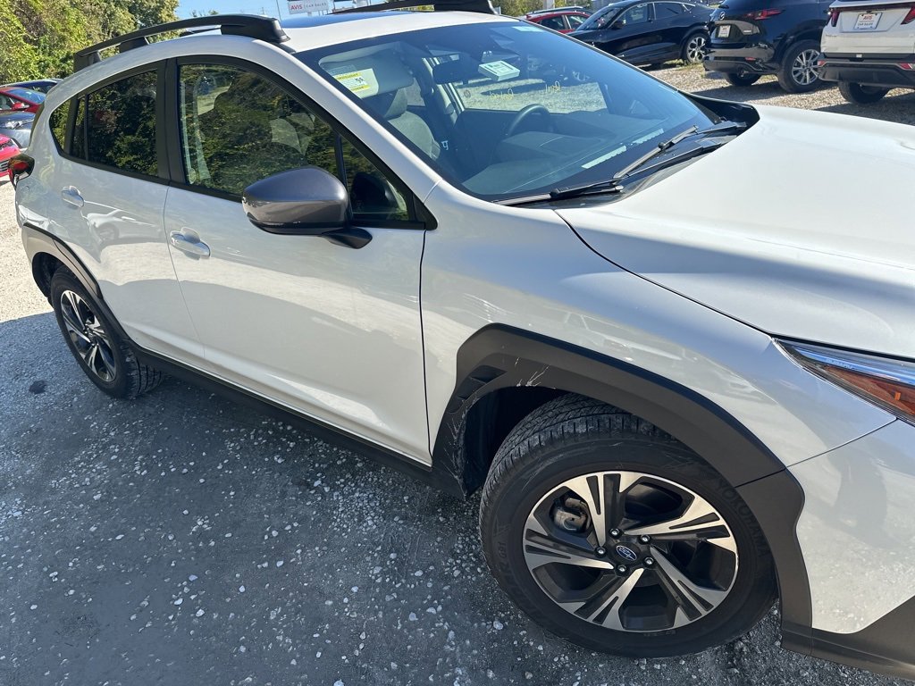 Used 2024 Subaru Crosstrek 2.0i Premium image 4