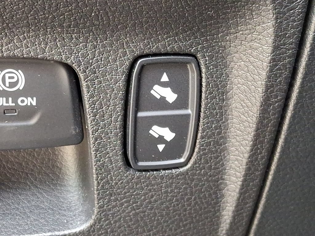 Used 2021 RAM 1500 Big Horn AWD/4WD image 18