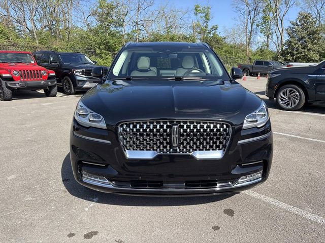 Certified 2023 Lincoln Aviator Black Label image 2