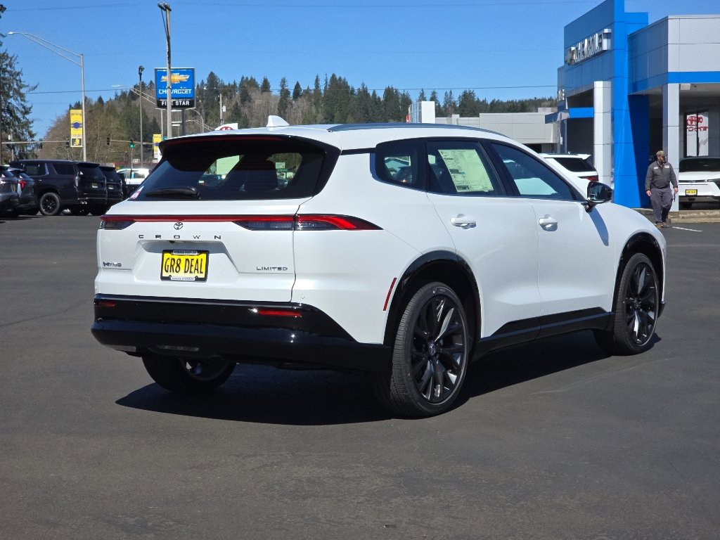 New 2026 Toyota Crown Signia image 5