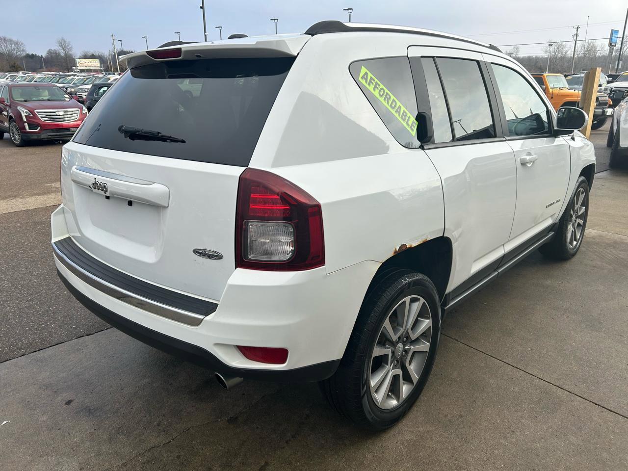 Used 2017 Jeep Compass High Altitude FWD image 5