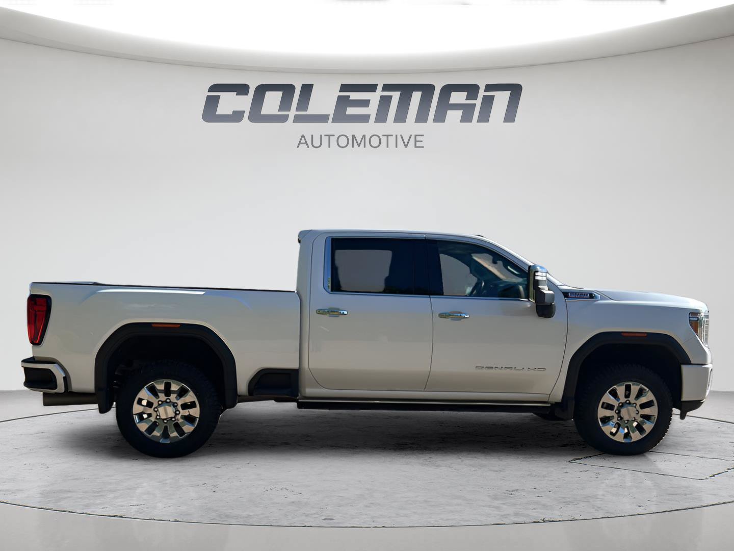 Used 2022 GMC Sierra 2500 Denali w/ Denali Ultimate Package AWD/4WD image 6