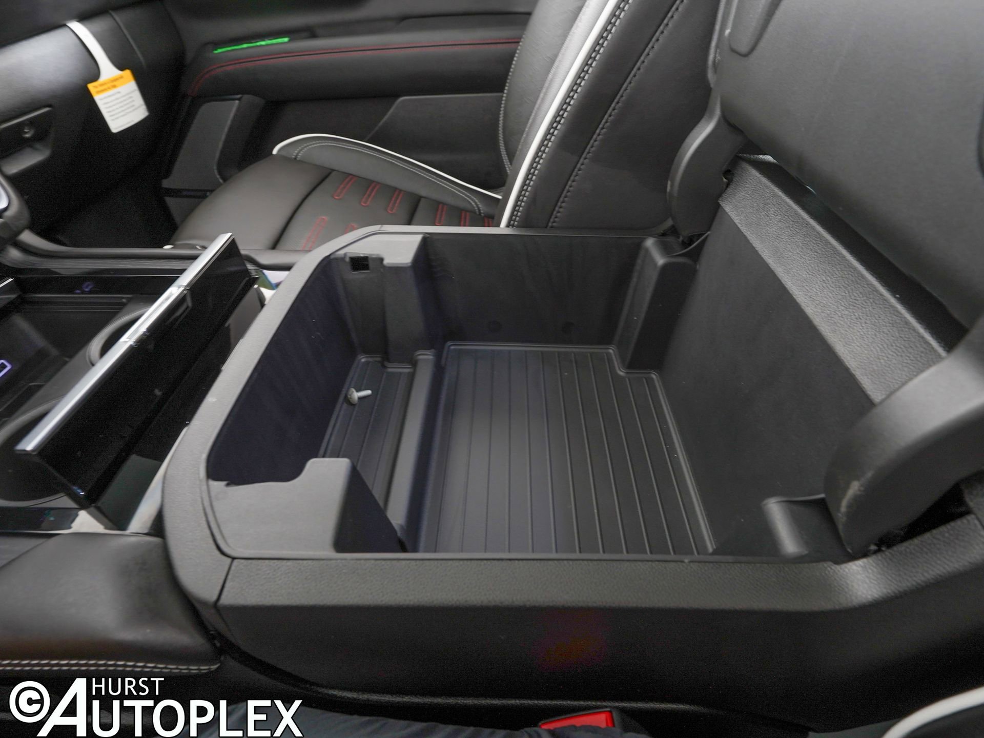 Used 2026 GMC Yukon AT4 Ultimate w/ LPO, Floor Liner Package image 33