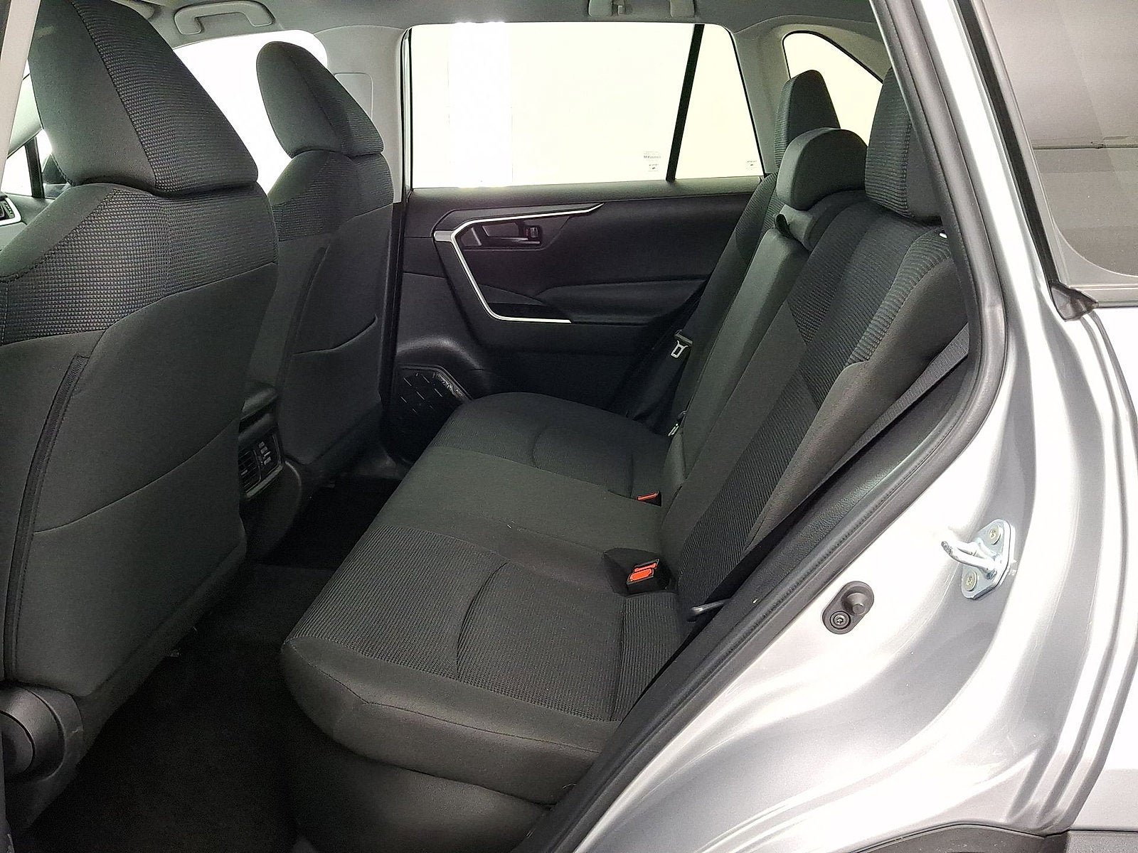 Used 2025 Toyota RAV4 LE AWD/4WD image 11