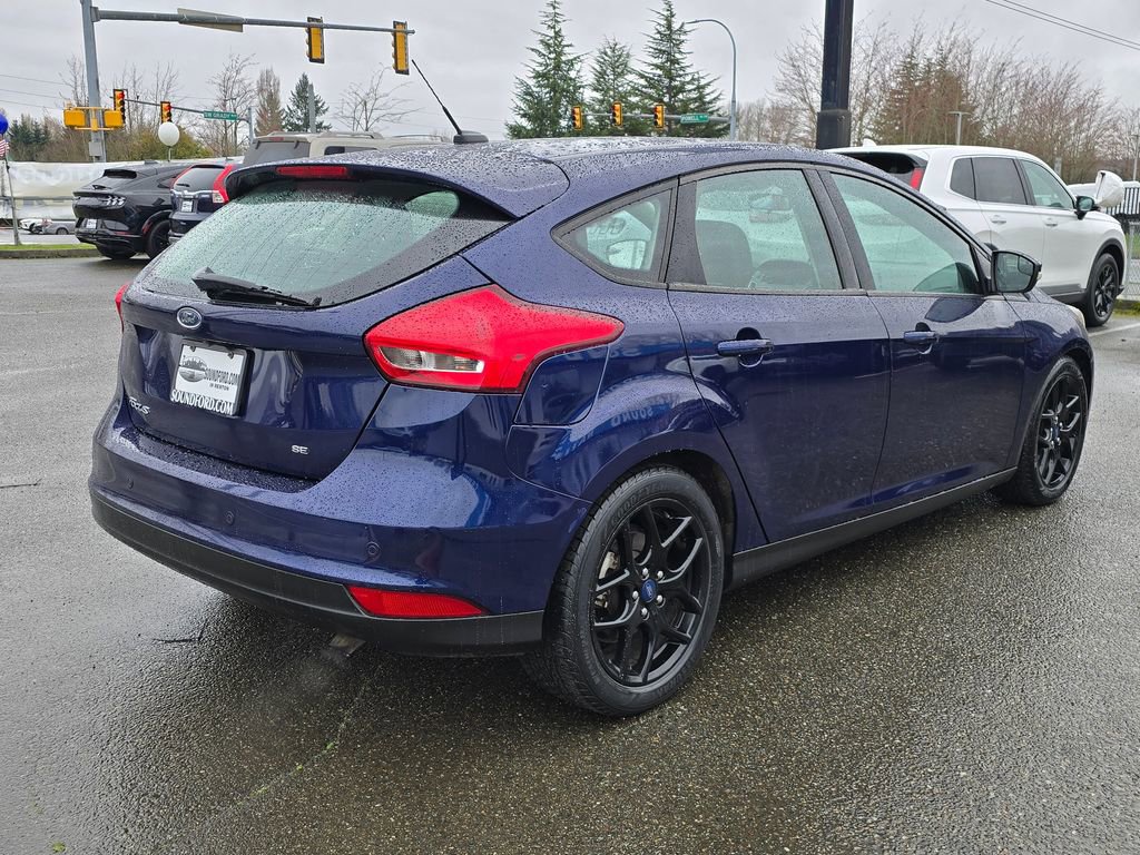 Used 2016 Ford Focus SE w/ Equipment Group 201A image 5