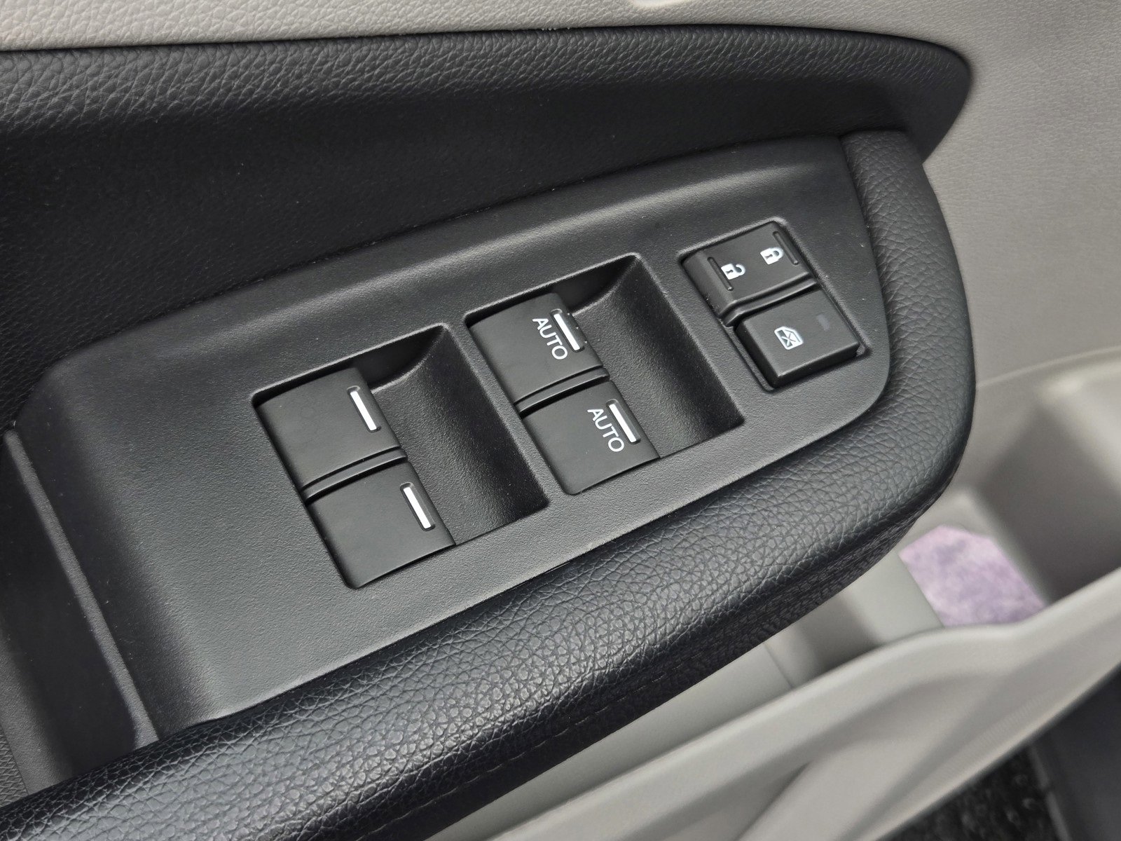 Used 2022 Honda Pilot Touring image 10