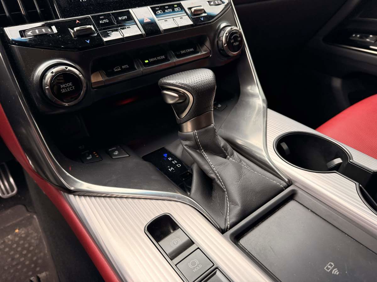 Used 2023 Lexus LX 600 F Sport image 12